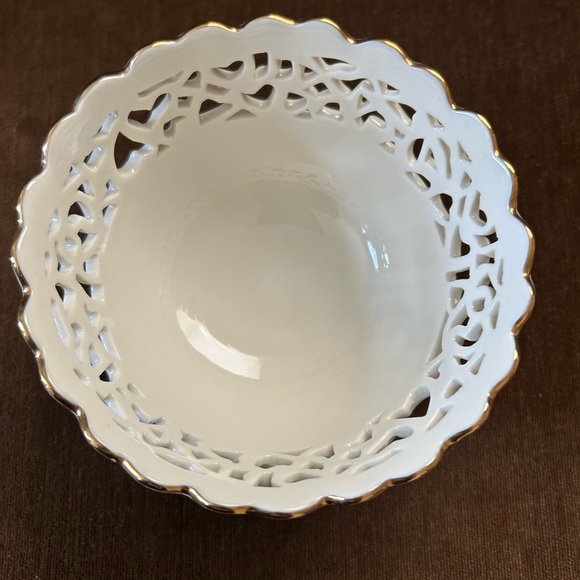 Lenox Heart Lace Bowl - Picture 2 of 3